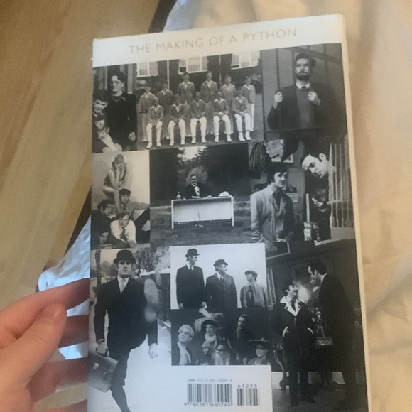 John Cleese So, Anyway… Hardcover Autobiography Hilarious book! - Picture 4 of 4